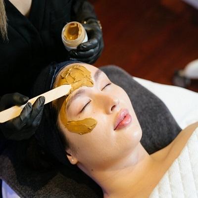 Dermamelan Peel in Dubai & Abu Dhabi